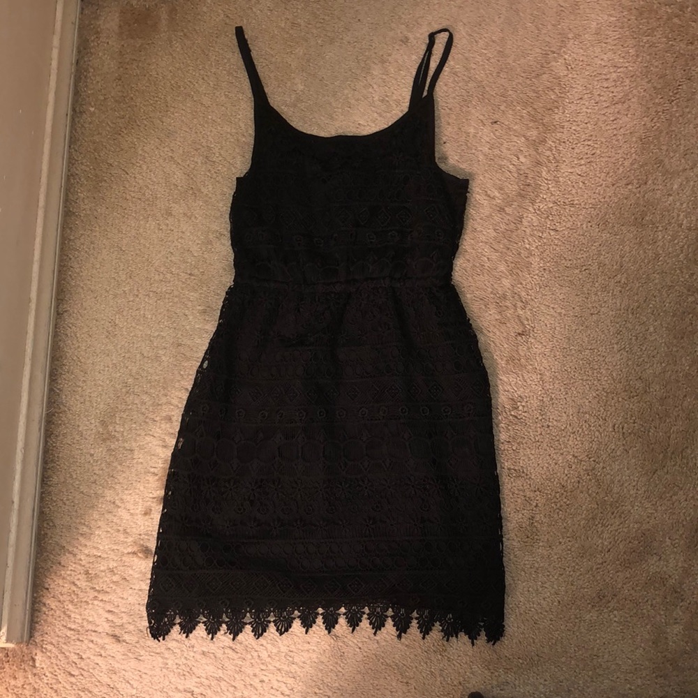 H&m black dress